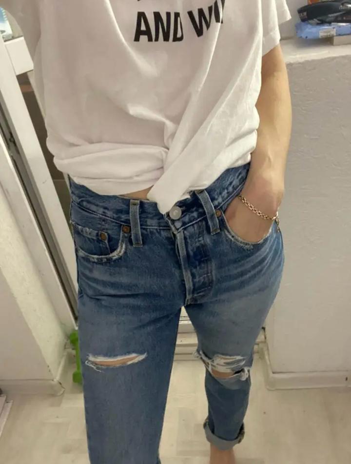 Levi's