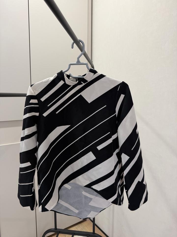 🖤 Блуза ZARA с геометрическим принтом