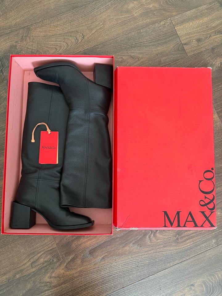 Max & Co.