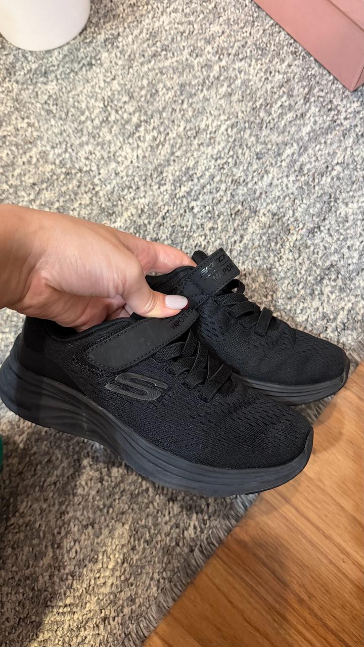 Skechers
