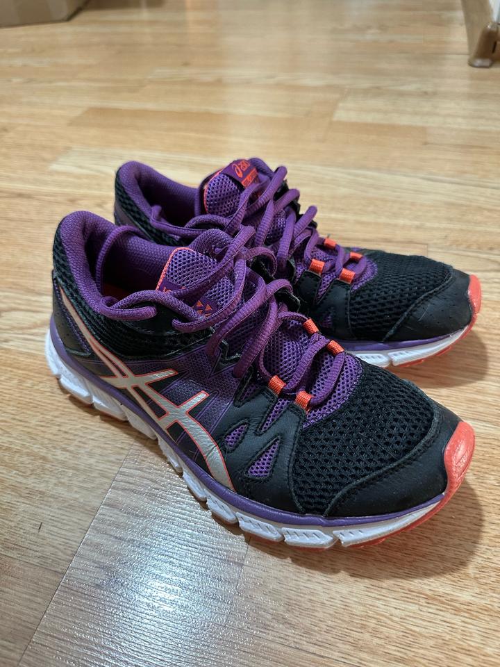 ASICS