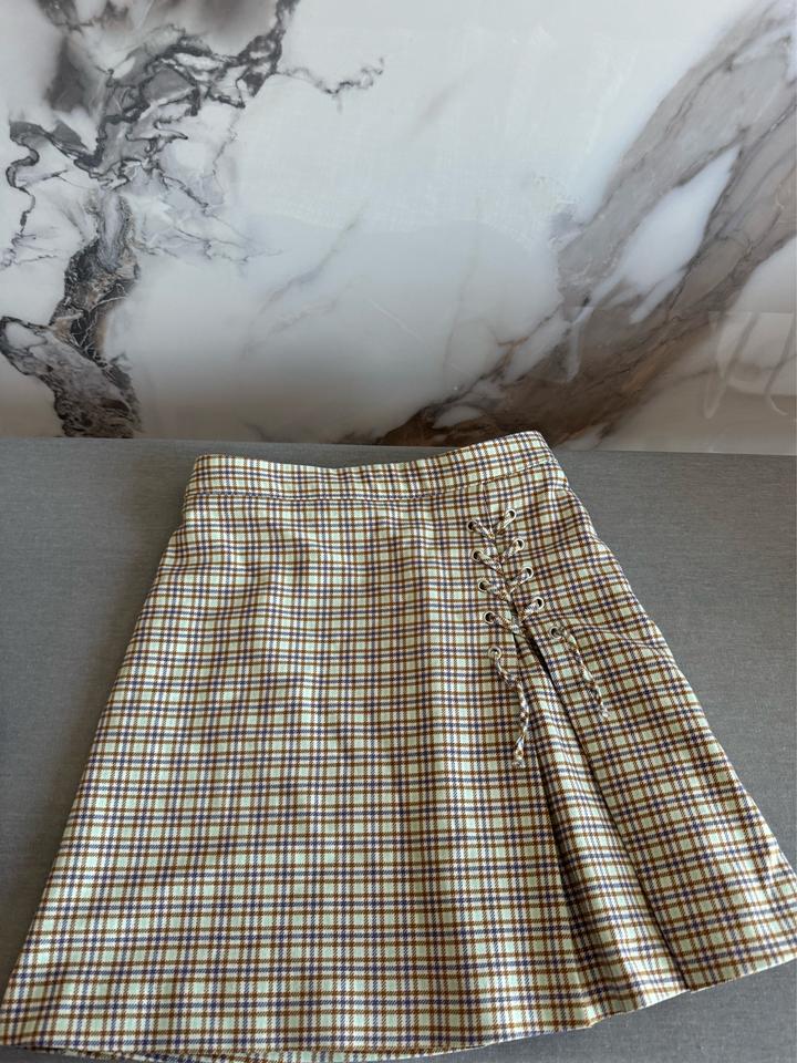 Юбка ZARA в клетку со шнуровкой