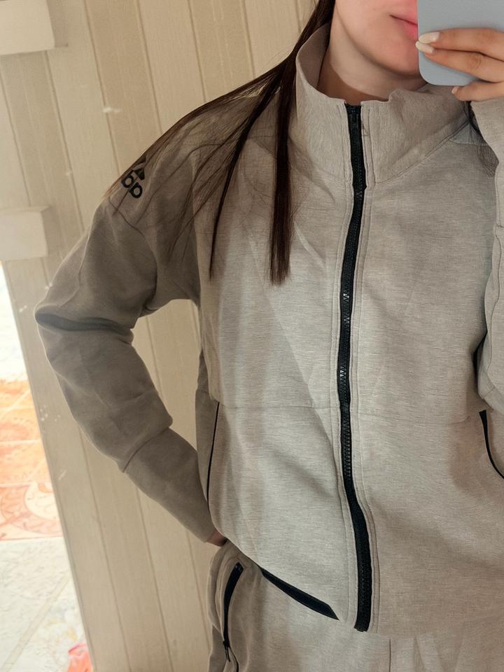 Спортивный костюм adidas