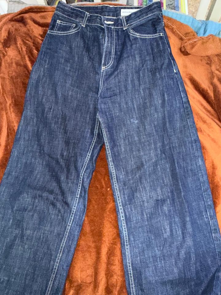 Джинсы Bershka