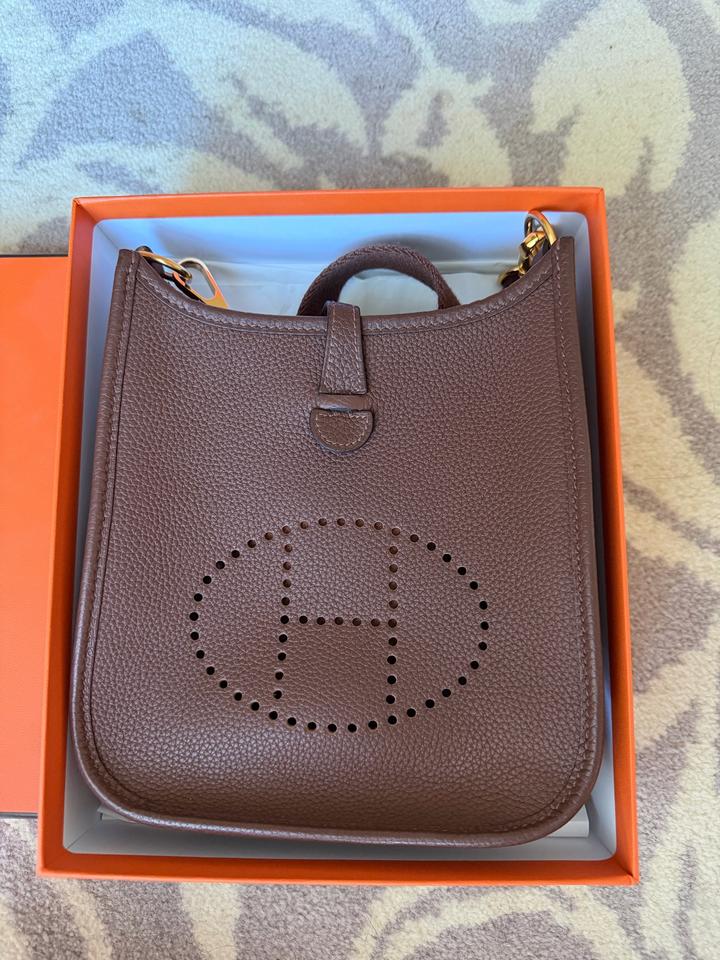 Сумка Hermès Evelyne 16