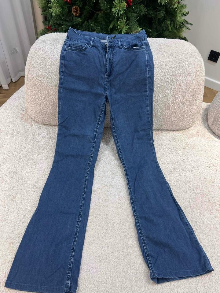 Calzedonia