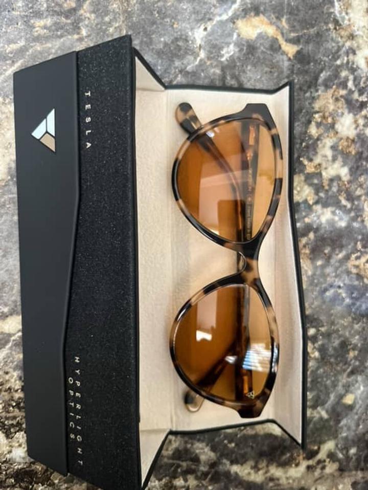 Tesla Hyperlight Optics