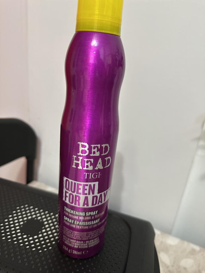 Спрей для объема волос TIGI Bed Head Queen For A Day