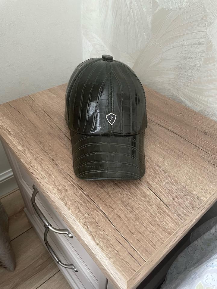 Нет бренда