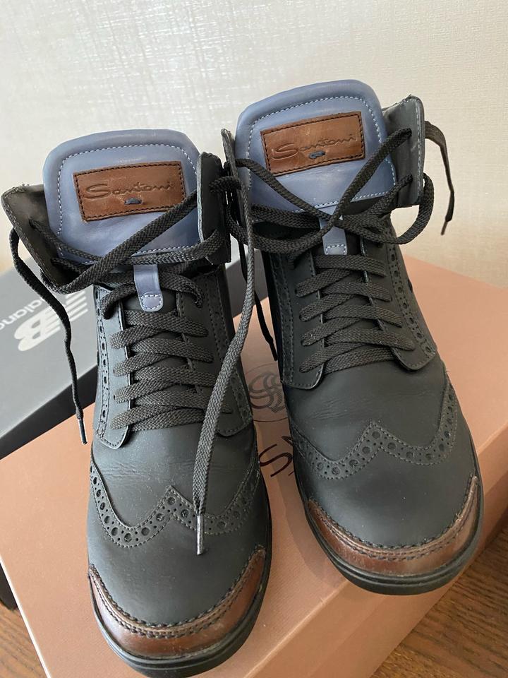 Женские ботинки на скрытом подьеме Santoni