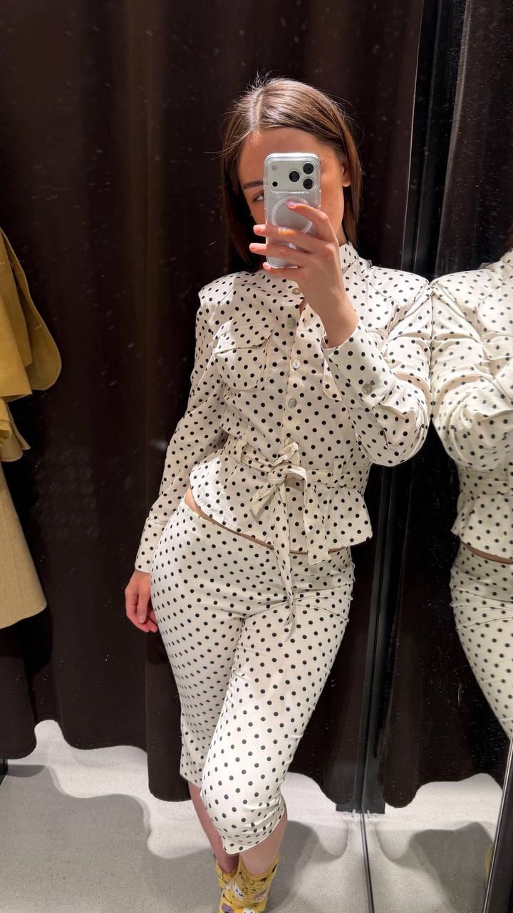 Костюм Zara