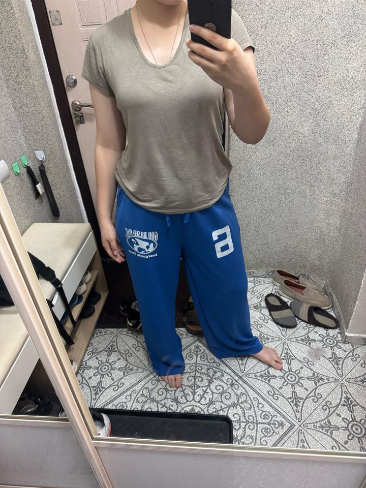 Спортивные брюки