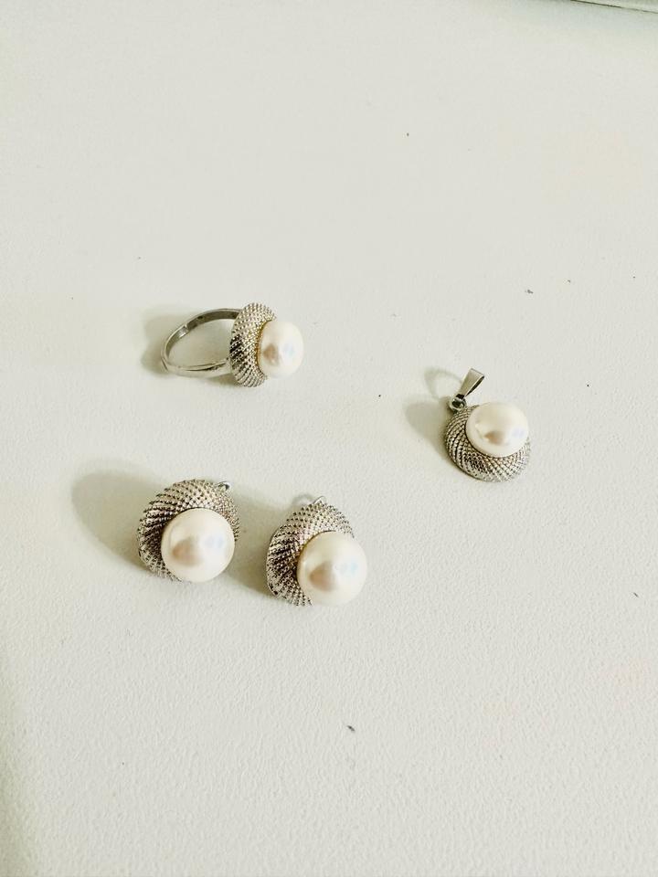 Комплект из серебра