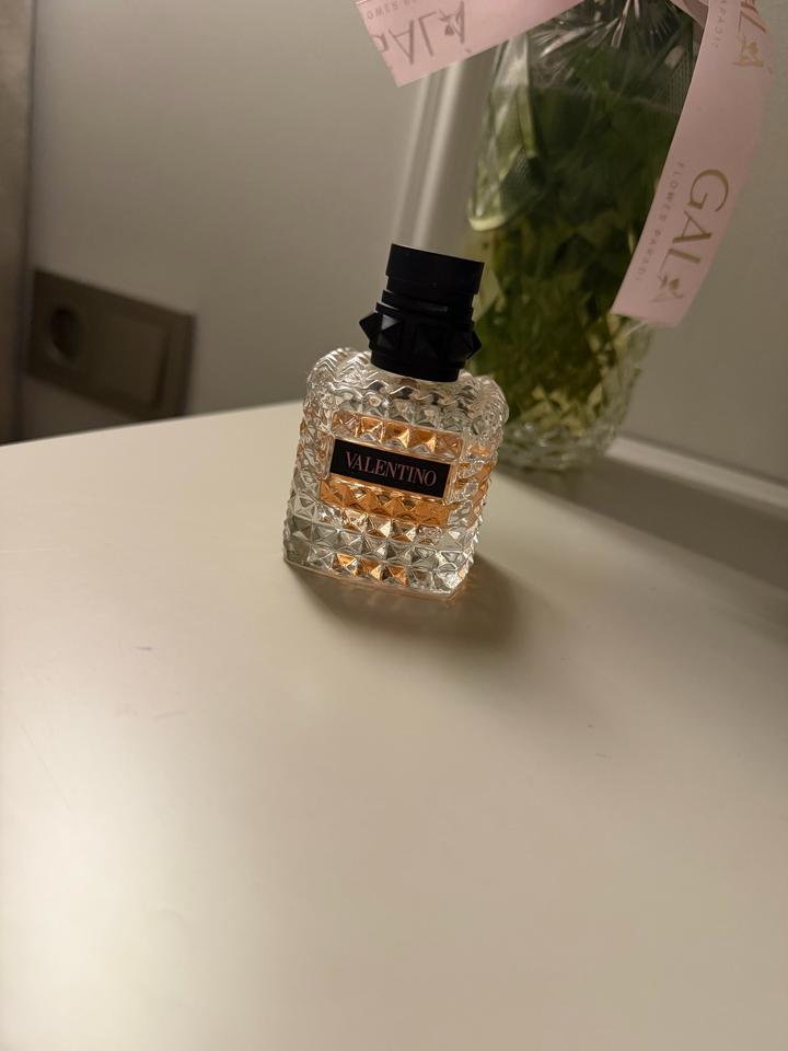 VALENTINO парфюм