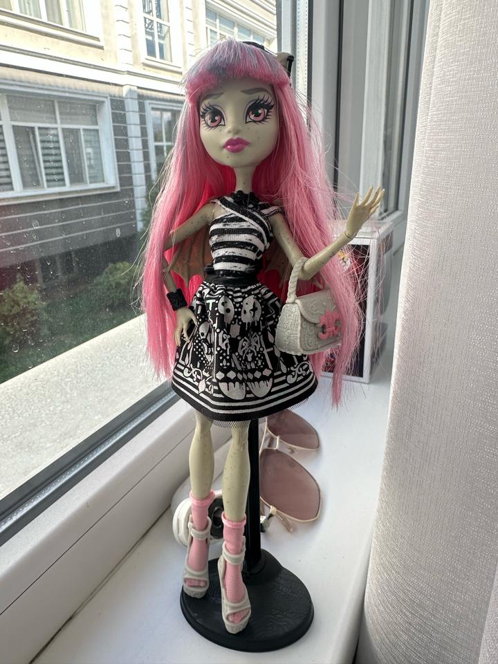 Monster high Рошель Гойл