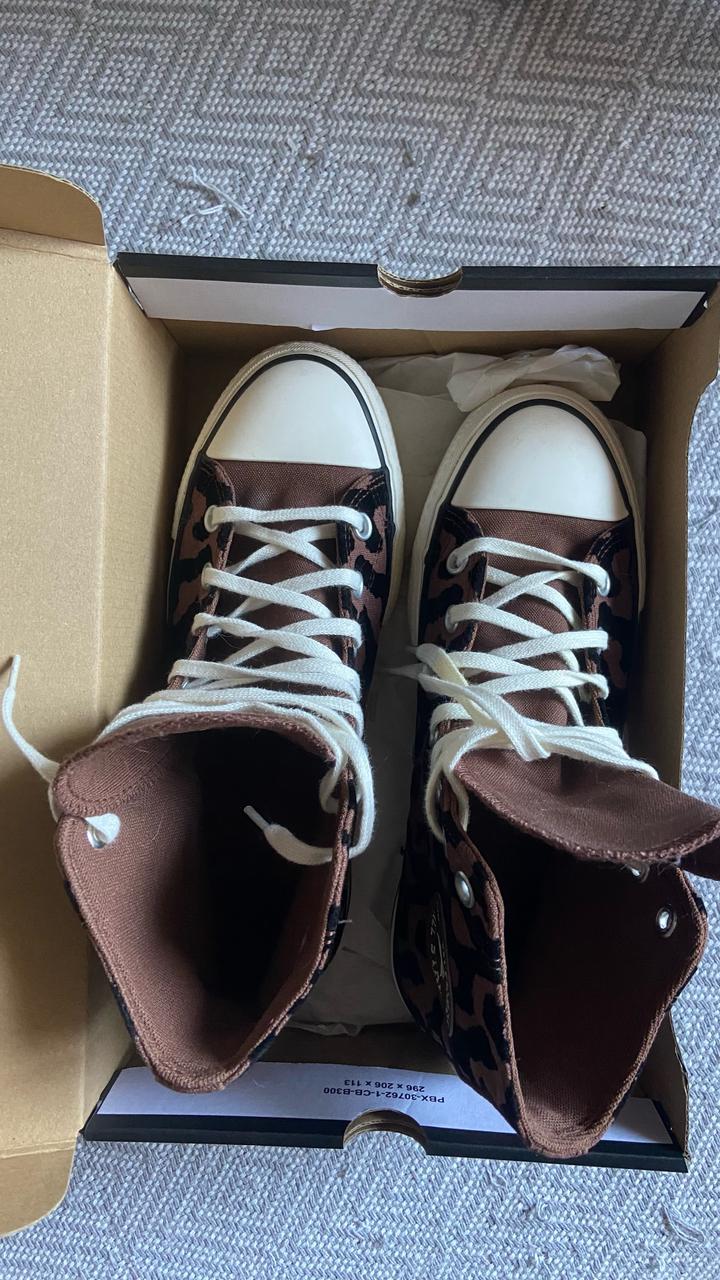 Converse