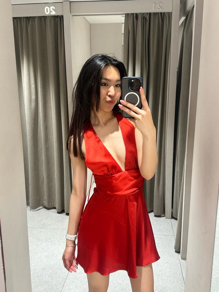 Zara Красное атласное платье