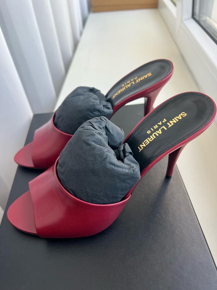 Yves Saint Laurent
