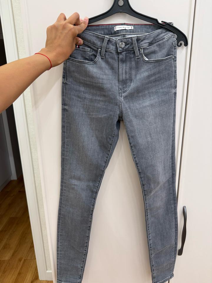 Абсолютно новые джинсы skinny от Tommy Hilfiger