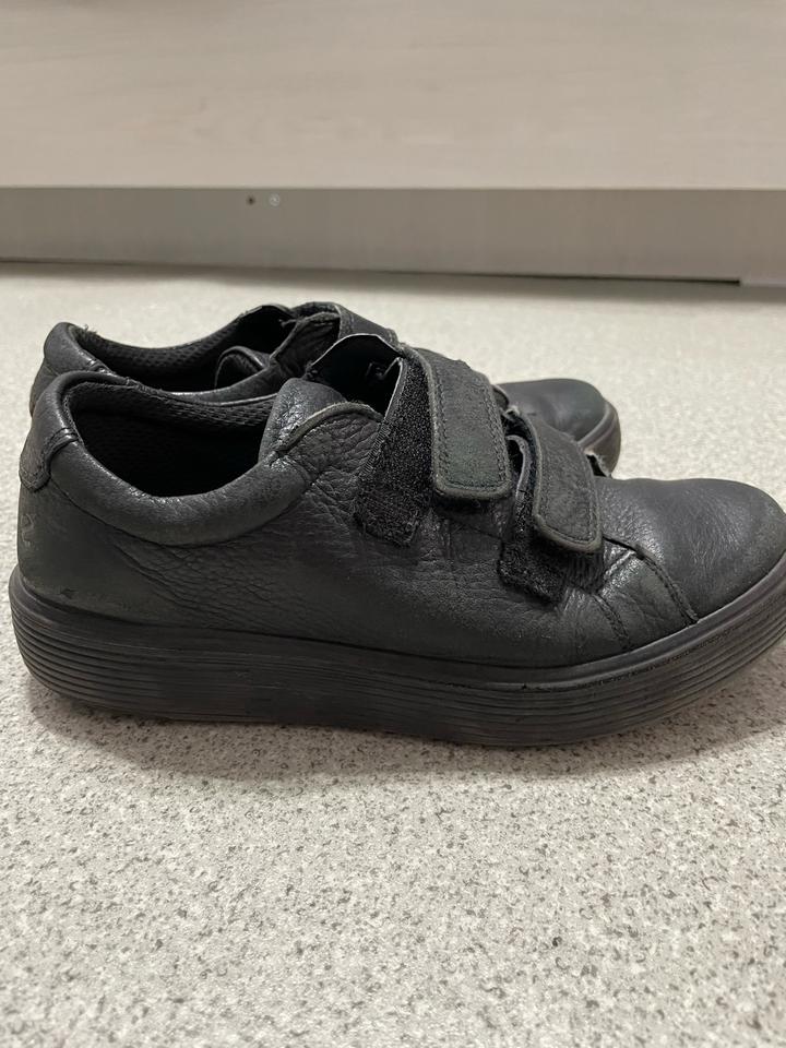 Кроссовки ECCO