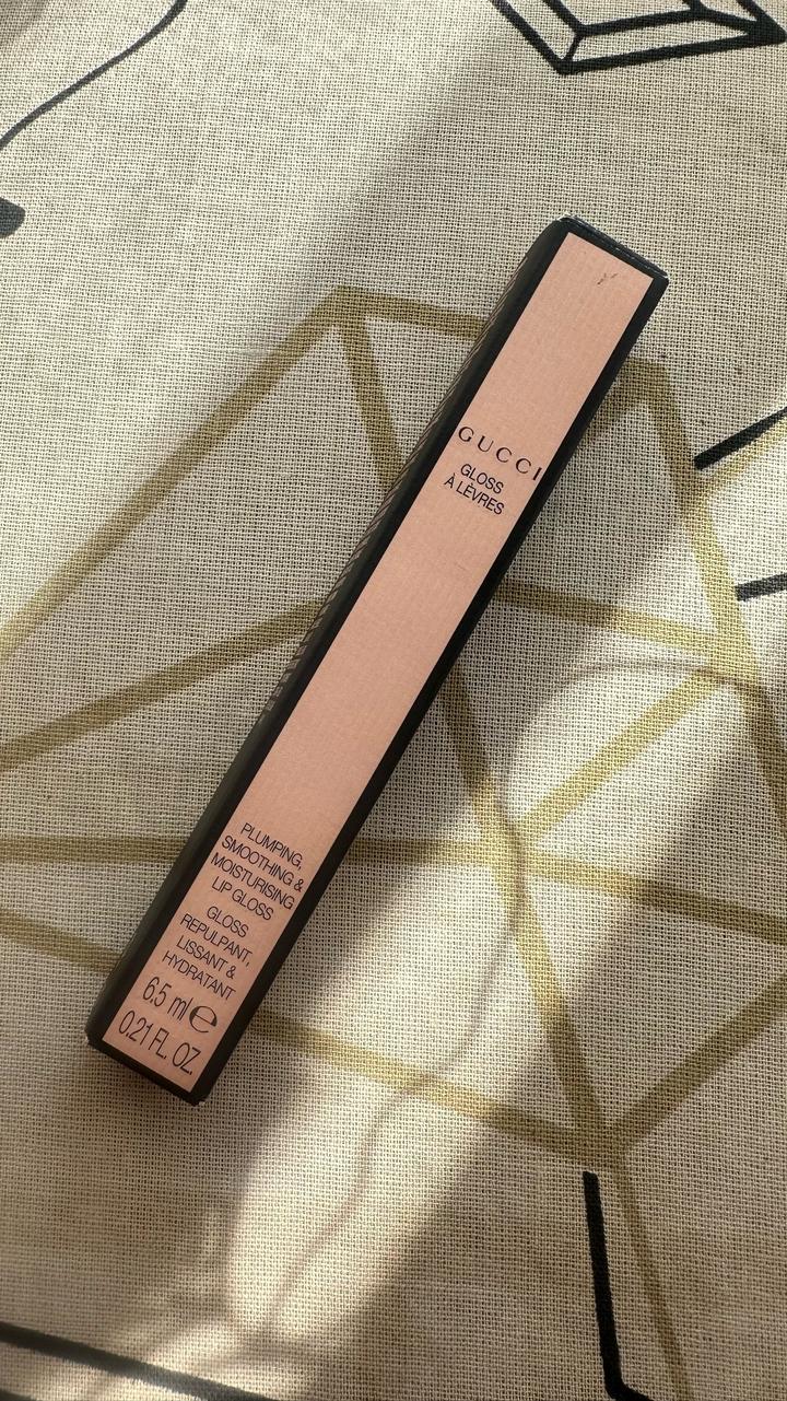 Блеск для губ оригинал Gucci