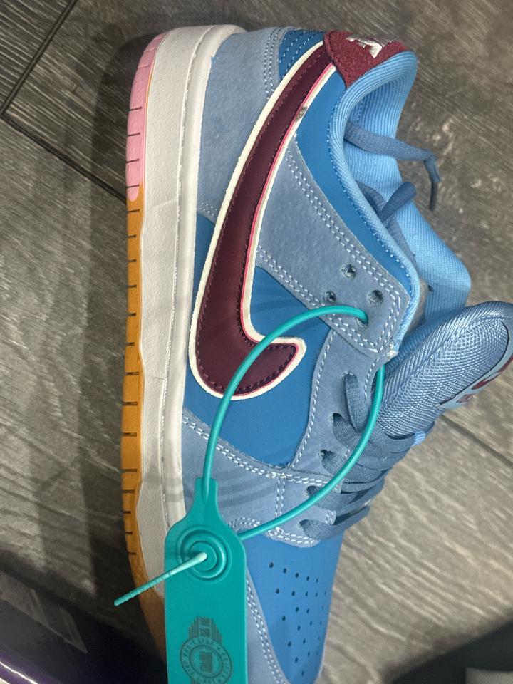 Nike