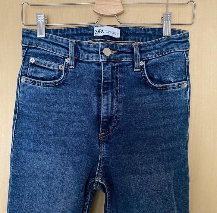Джинсы Zara