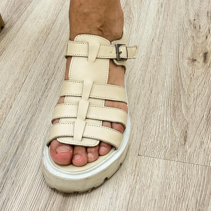 Нет бренда