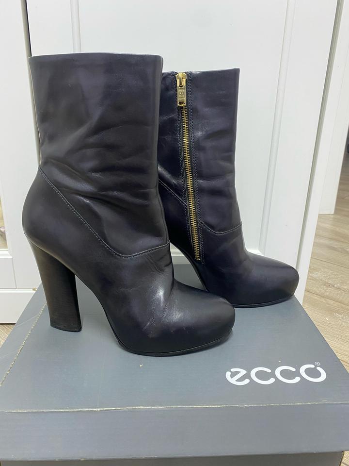Marc By Marc Jacobs