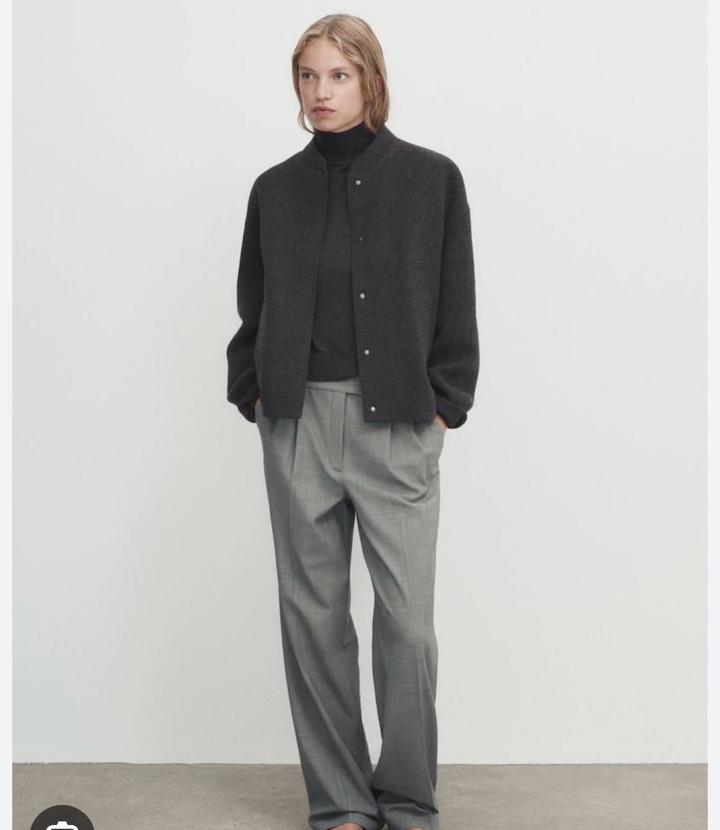 Продам бомбер от Massimo dutti