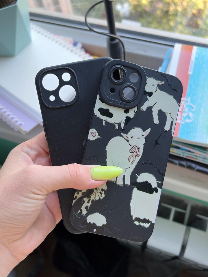 Чехлы IPhone 13