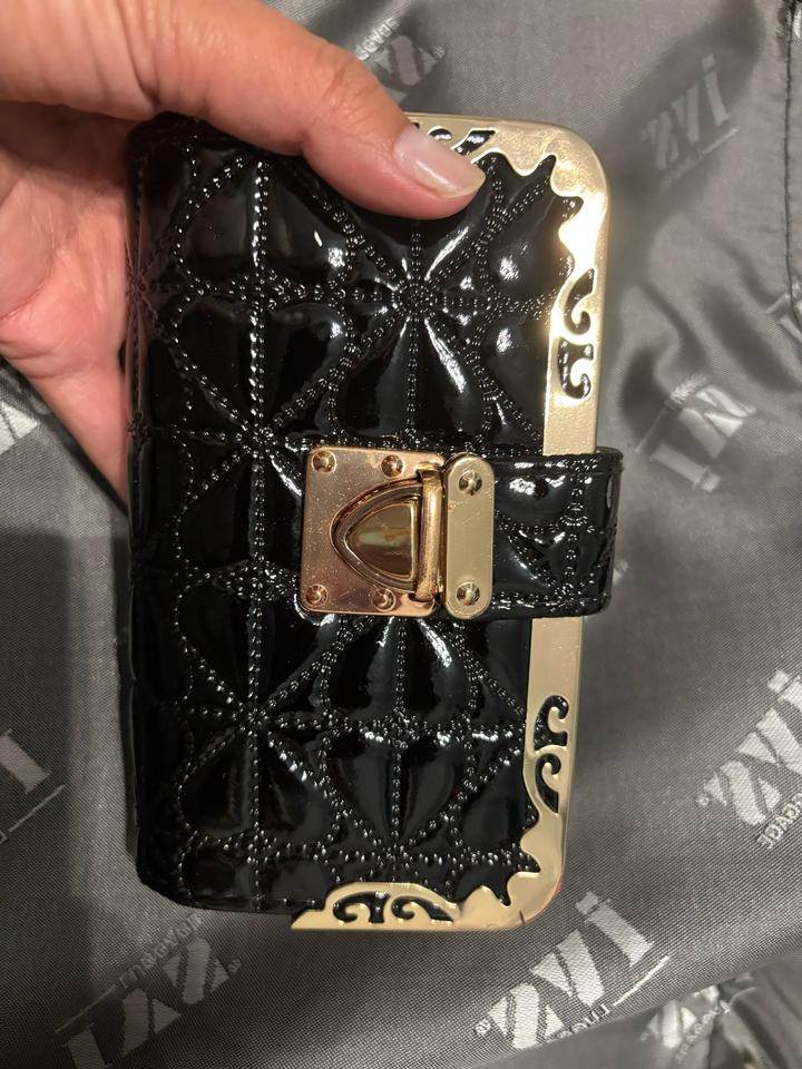 Нет бренда
