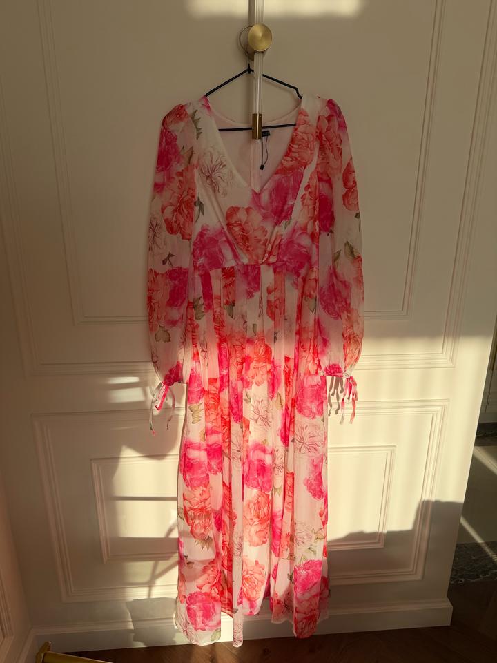 SHEIN Платье