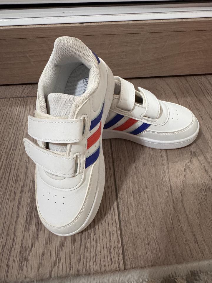 Adidas