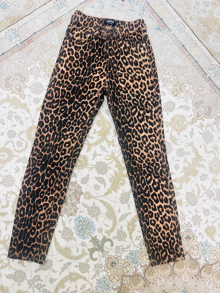Джинсы Zara леопардовые