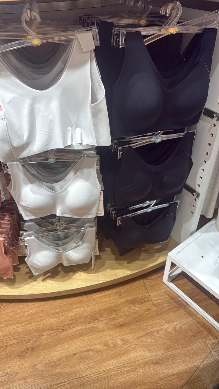 Uniqlo