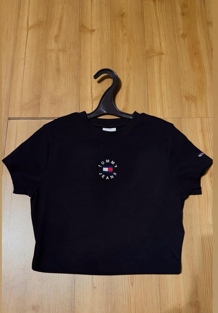 Футболка Tommy Jeans