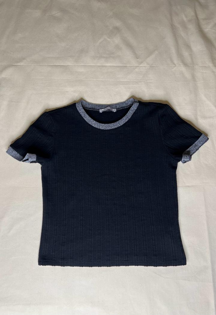 Черная футболка Zara