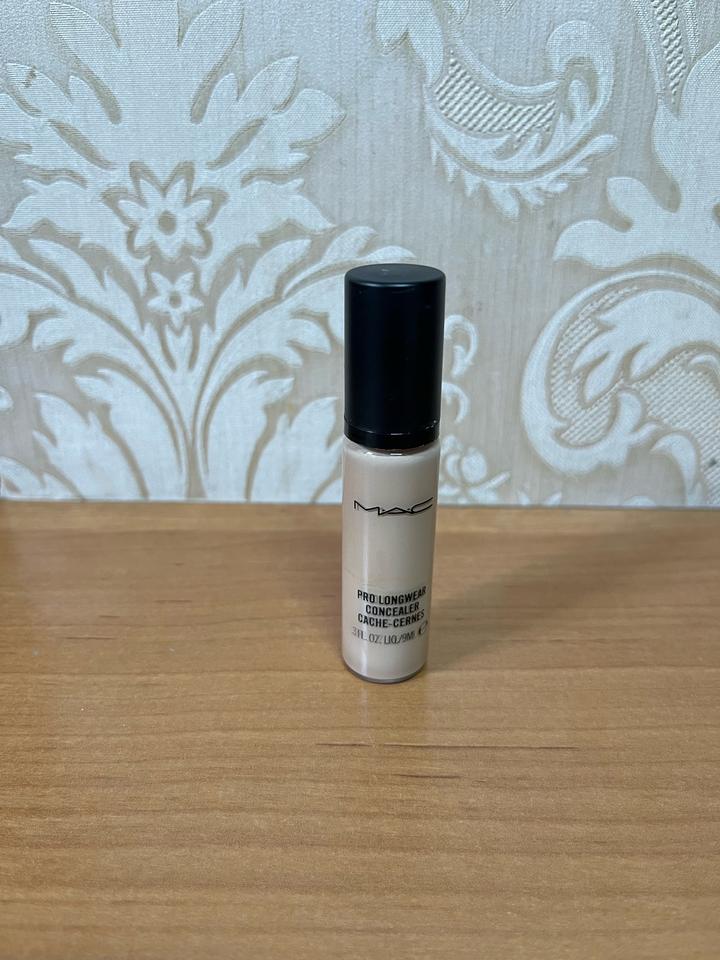 Консилер MAC Pro Longwear оттенок NC15
