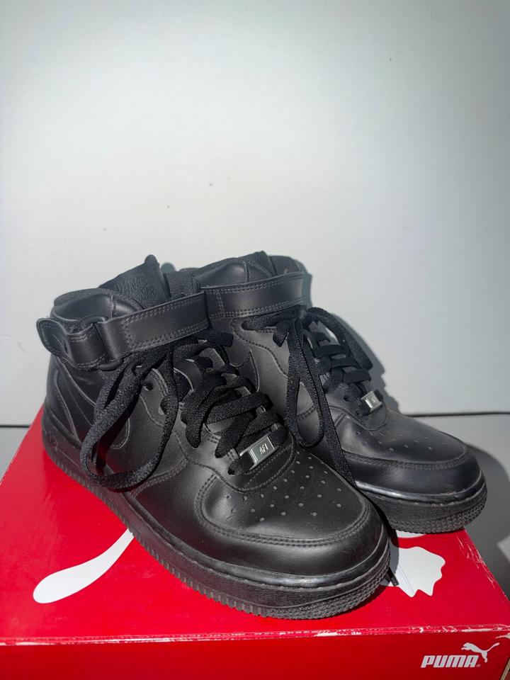 Кроссовки Nike Air Force
