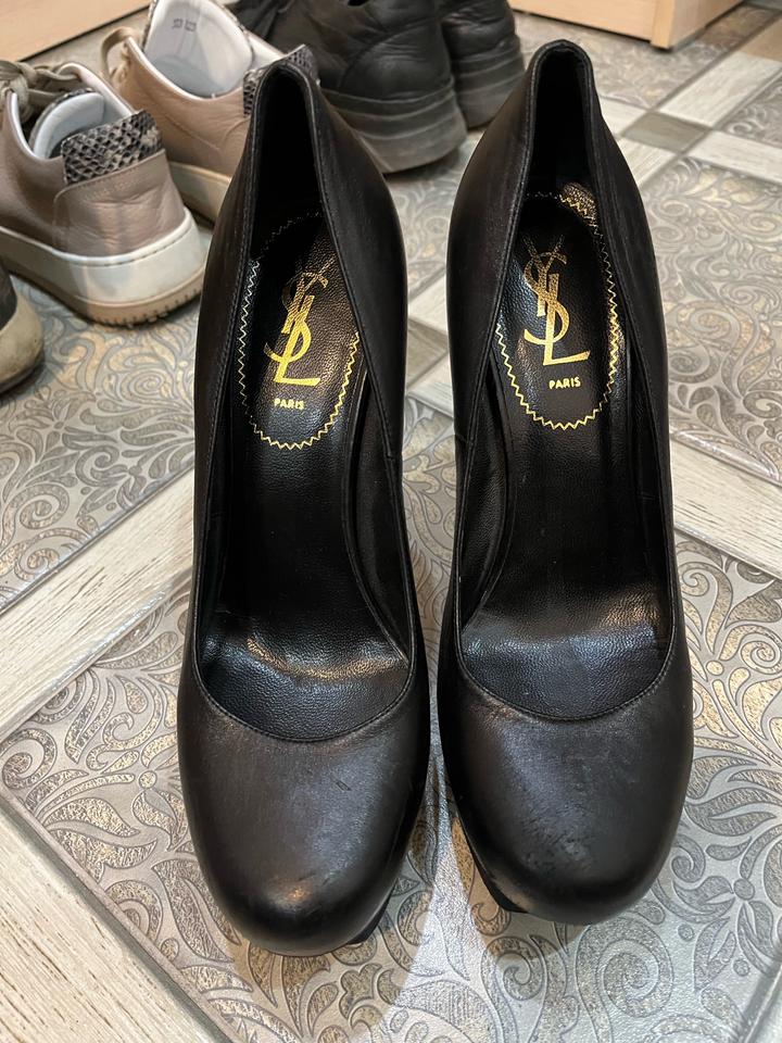 Yves Saint Laurent
