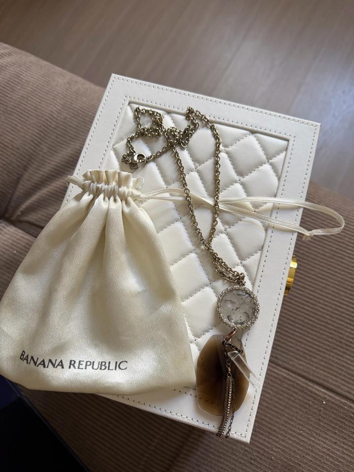 Колье Banana Republic