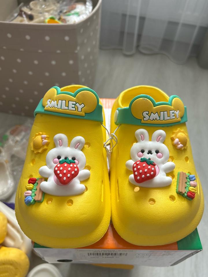Crocs