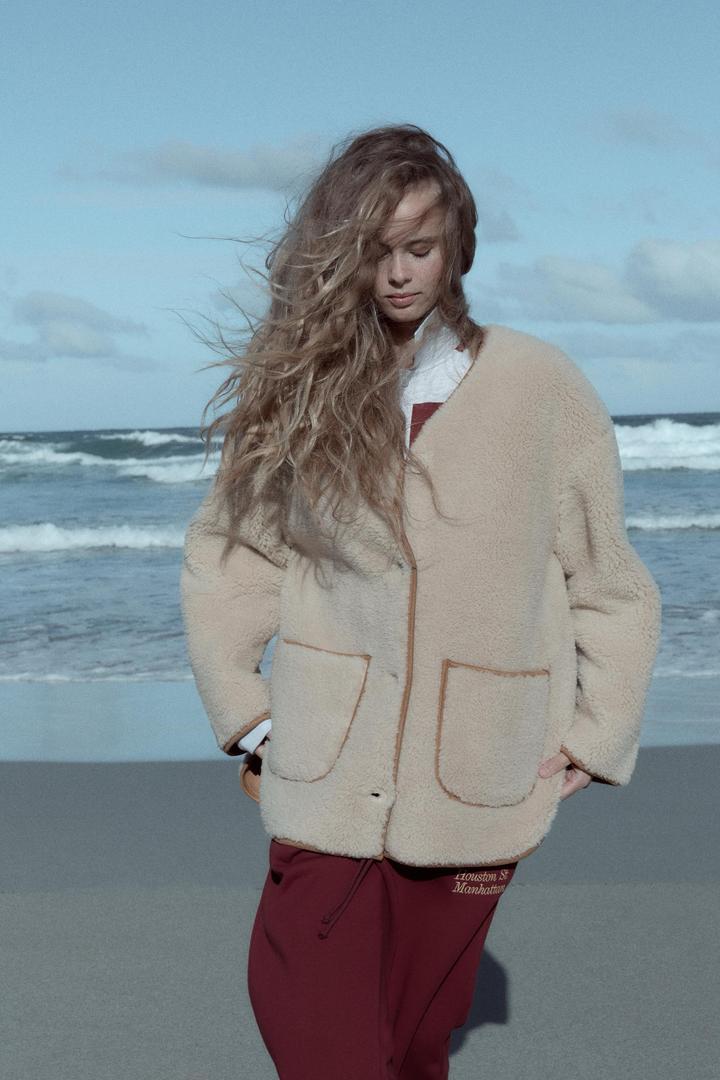Zara Куртка дубленка, из искусственной овчины, размер M-L