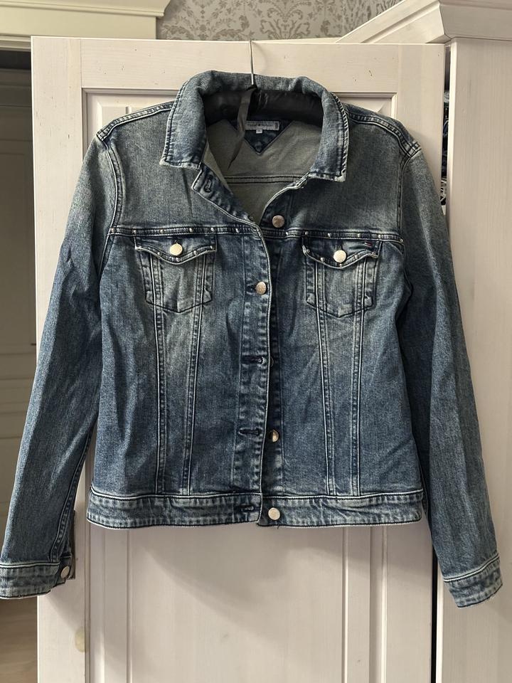 Tommy Hilfiger