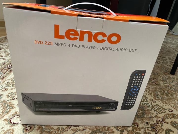 DVD плеер Lenco
