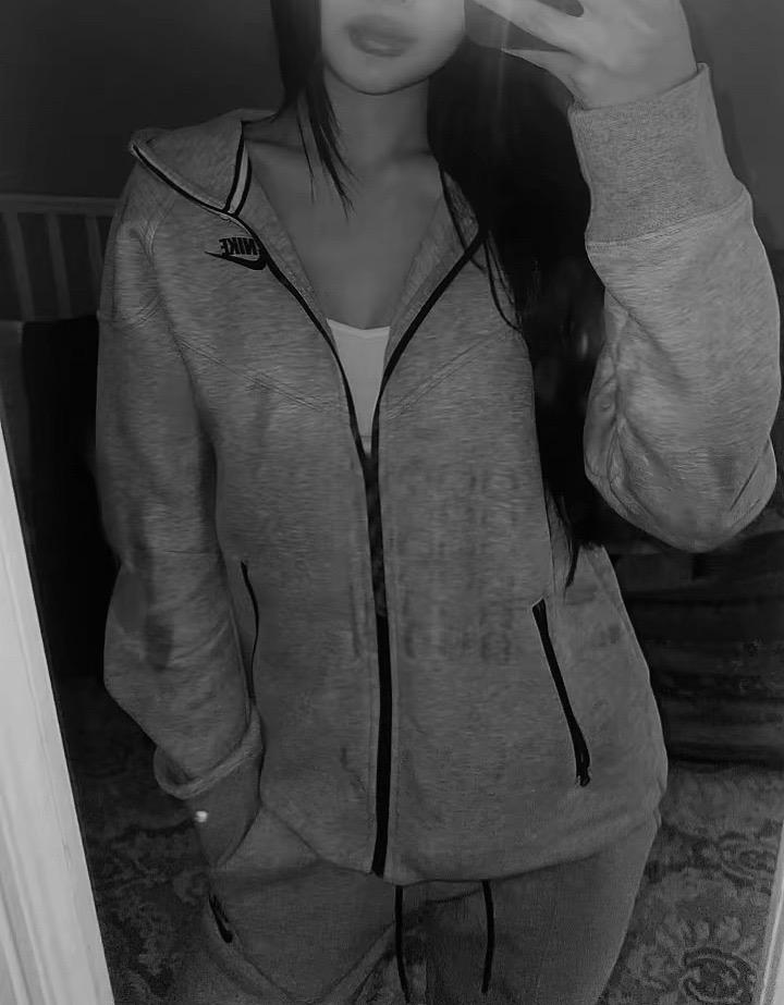 Толстовка и штаны Nike