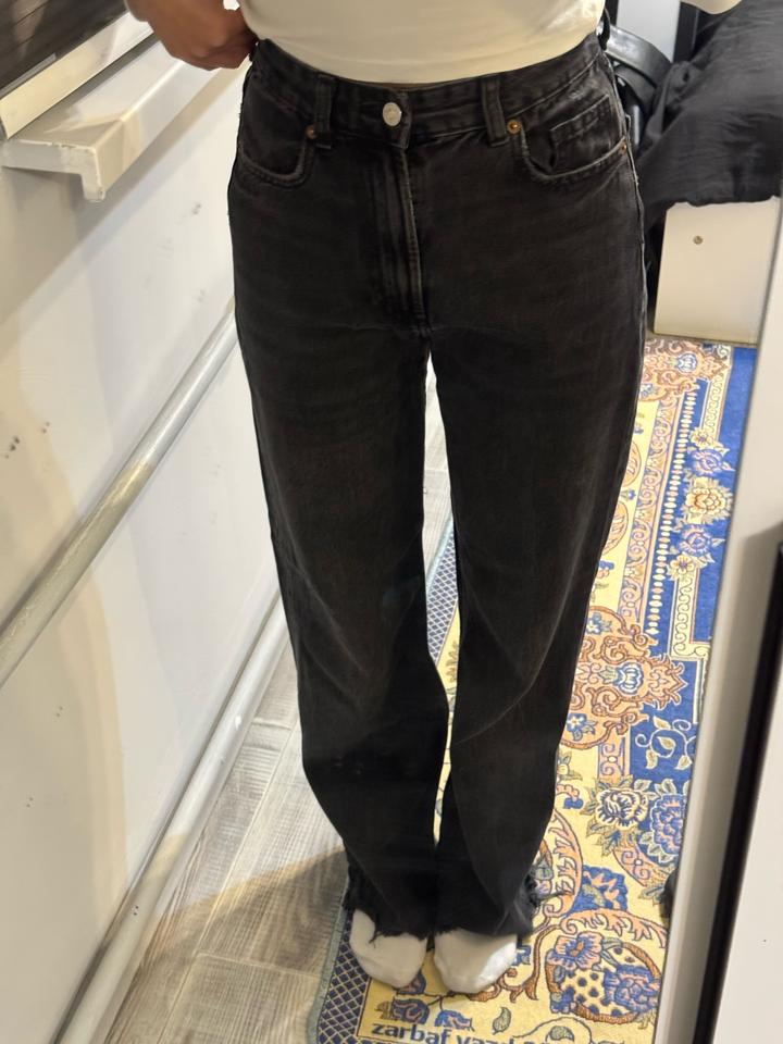 Zara Джинсы прямого кроя