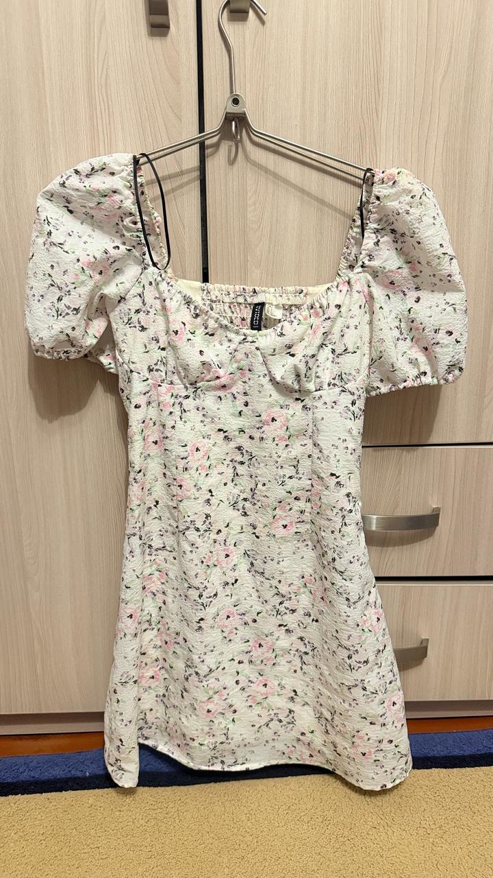 Платье H&M