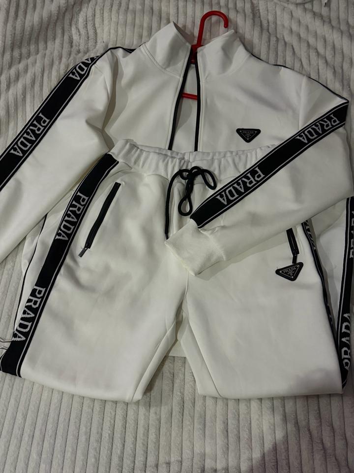 Спортивный костюм PRADA
